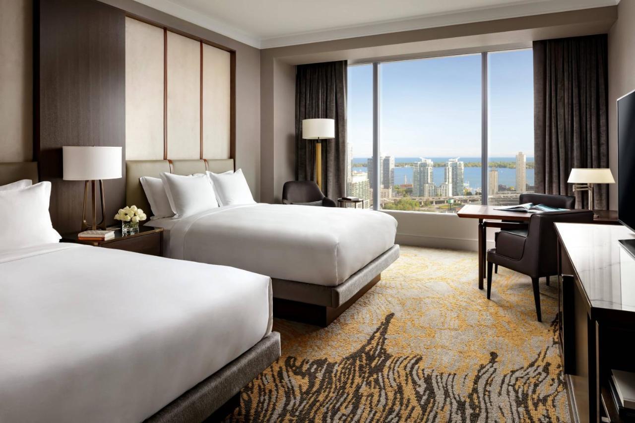 The Ritz-Carlton, Toronto Hotel Екстериор снимка